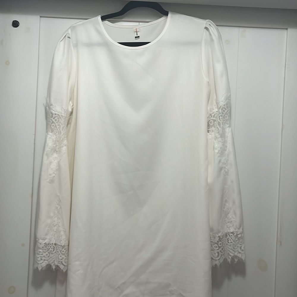 Women’s cream long top